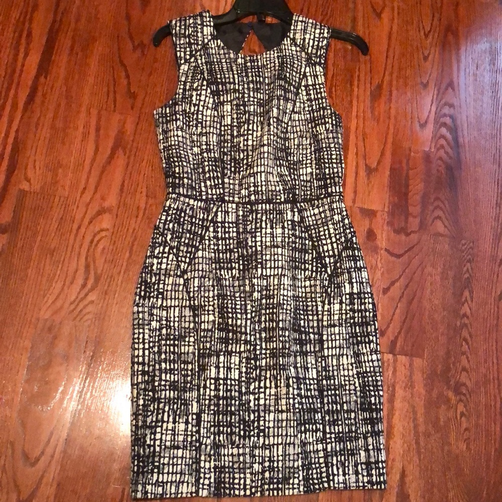 Black n white dress